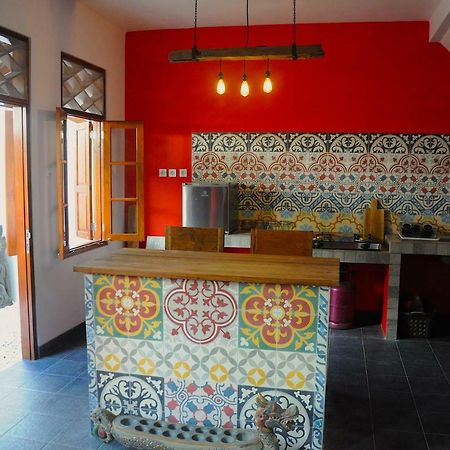 Villa Buddha Malioboro Джокьякарта Экстерьер фото